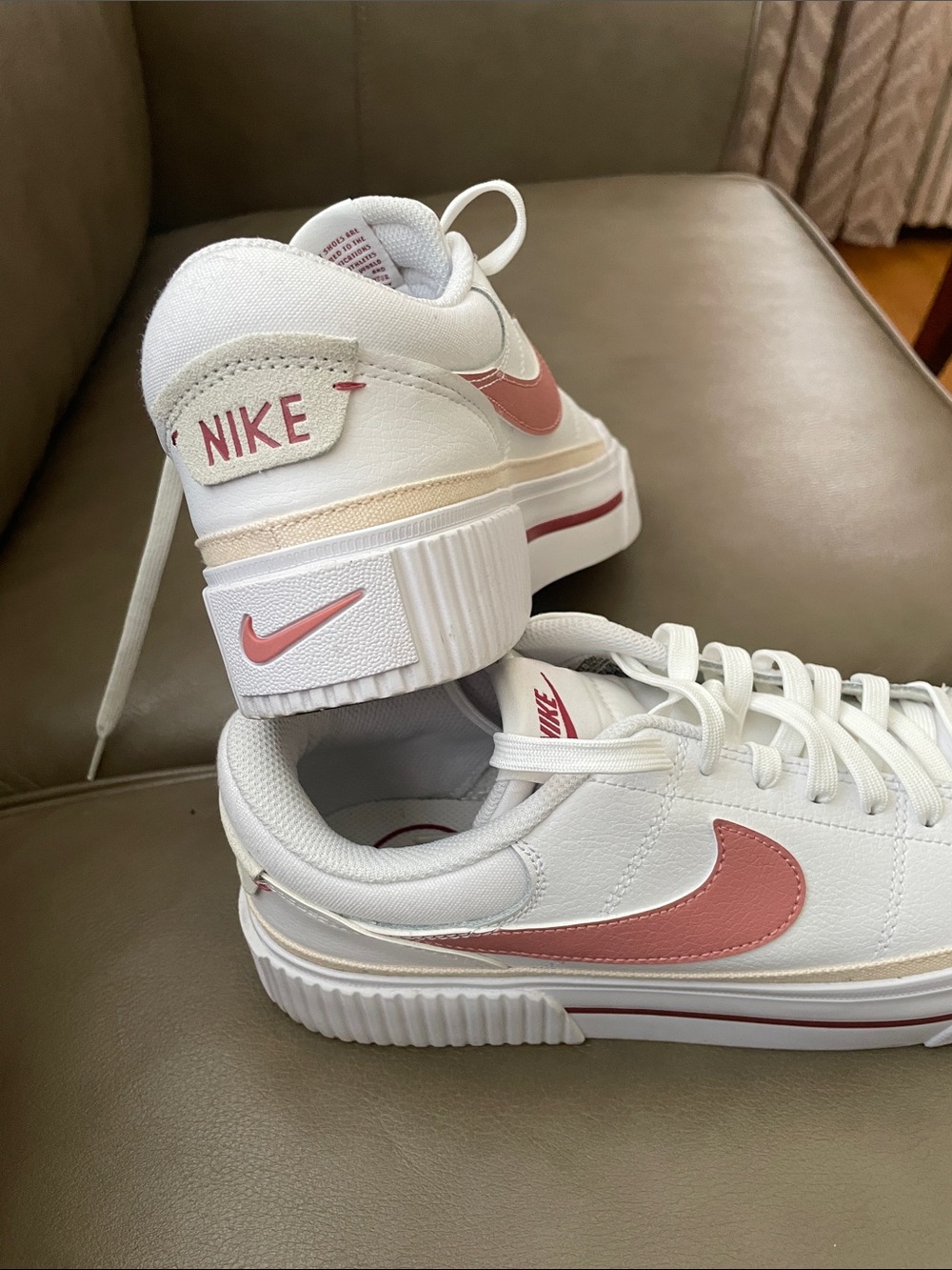Nike Women's White Sneakers with Rose Pink Swoosh - Picture 2 of 7